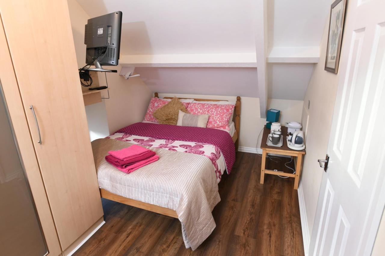 スウォンジー Cilbrwyn Bed & Breakfast エクステリア 写真