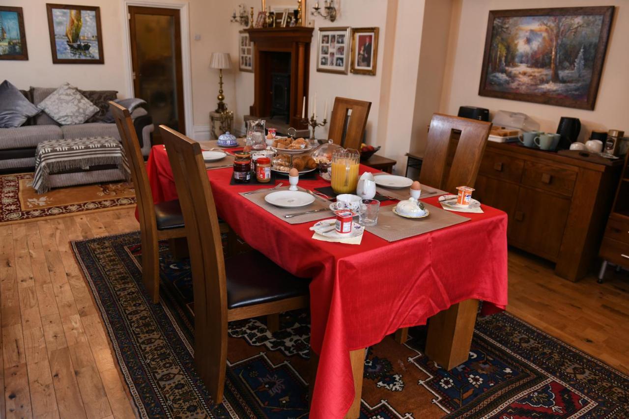 スウォンジー Cilbrwyn Bed & Breakfast エクステリア 写真